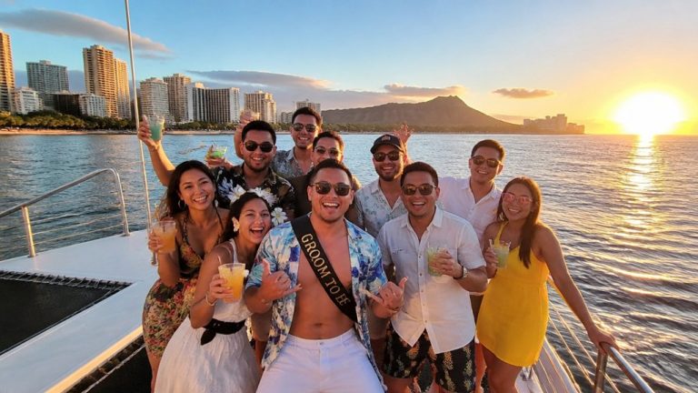 waikiki group cocktail cruise